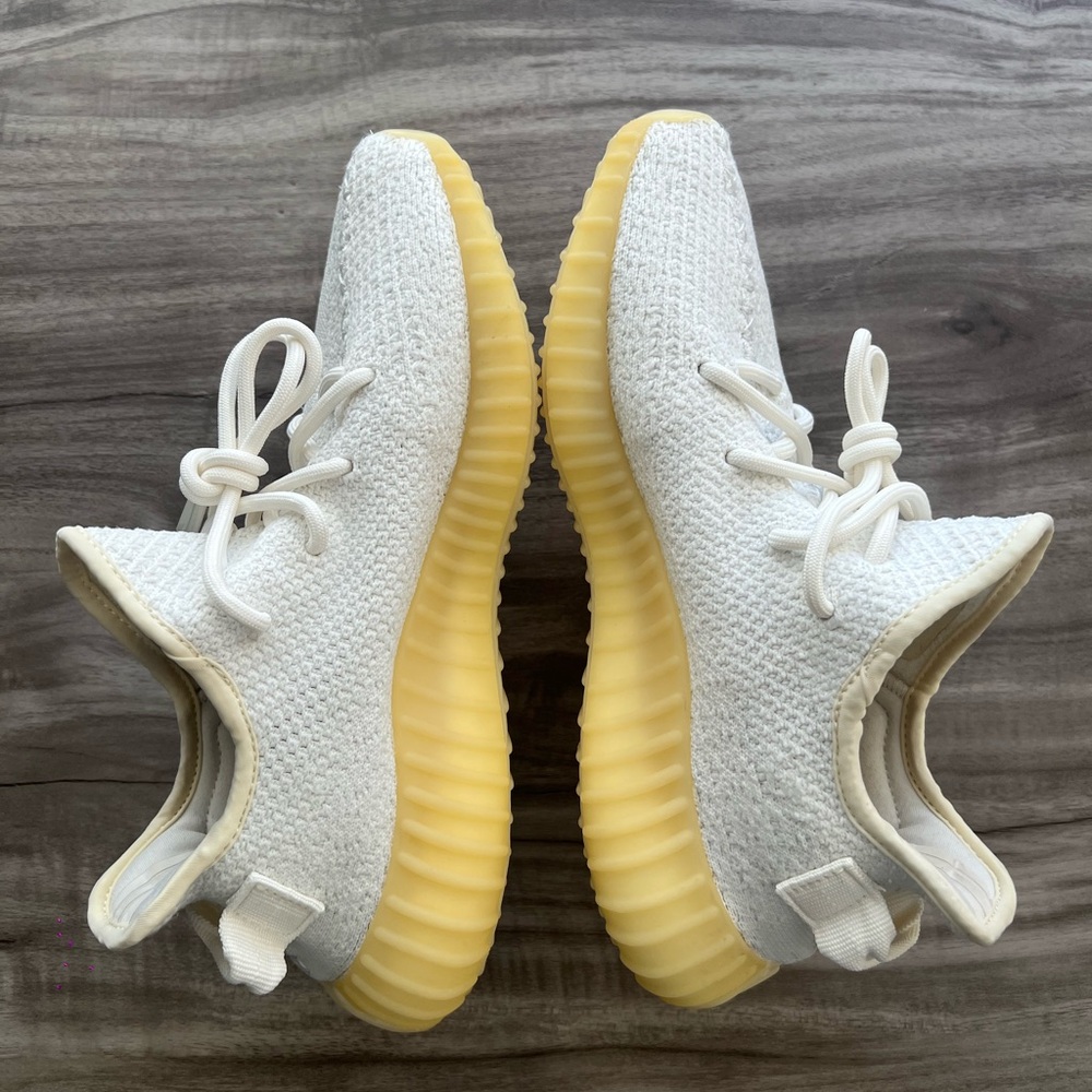 Size 7 Men’s/ 8.5 Women’s- adidas Yeezy Boost 350 V2 Low Cream White - Picture 3 of 8